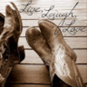 Meet your Posher, Paige